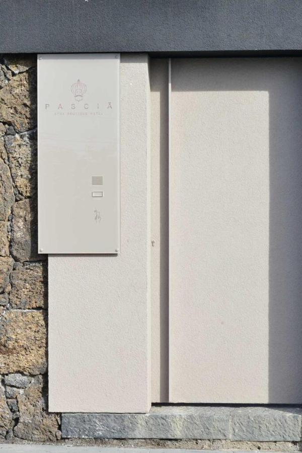 Pascia Boutique Hotel Ragalna Exteriör bild